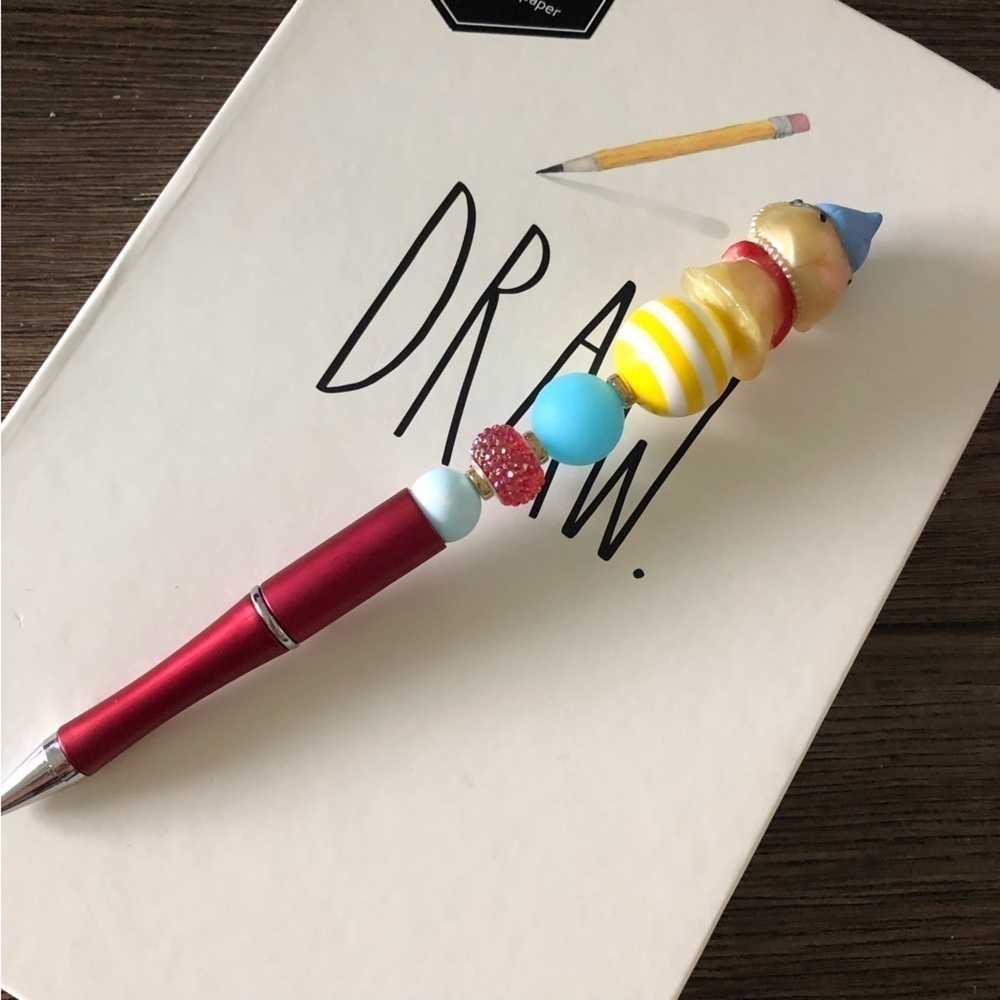 Disney doorables: Monsters INC.: Roz handmade beaded pen - Picture 3 of 3